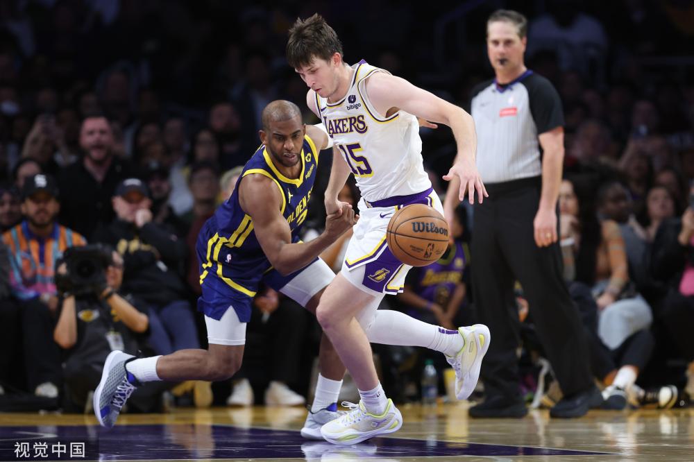 在社交媒体 在社交媒体