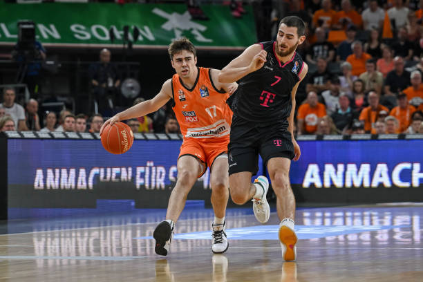 薪资空间进 薪资空间进